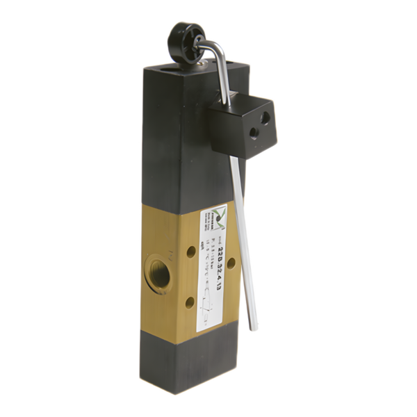 Кликните для увеличения изображения Распределитель Pneumax с рычагом 228.32.4.13